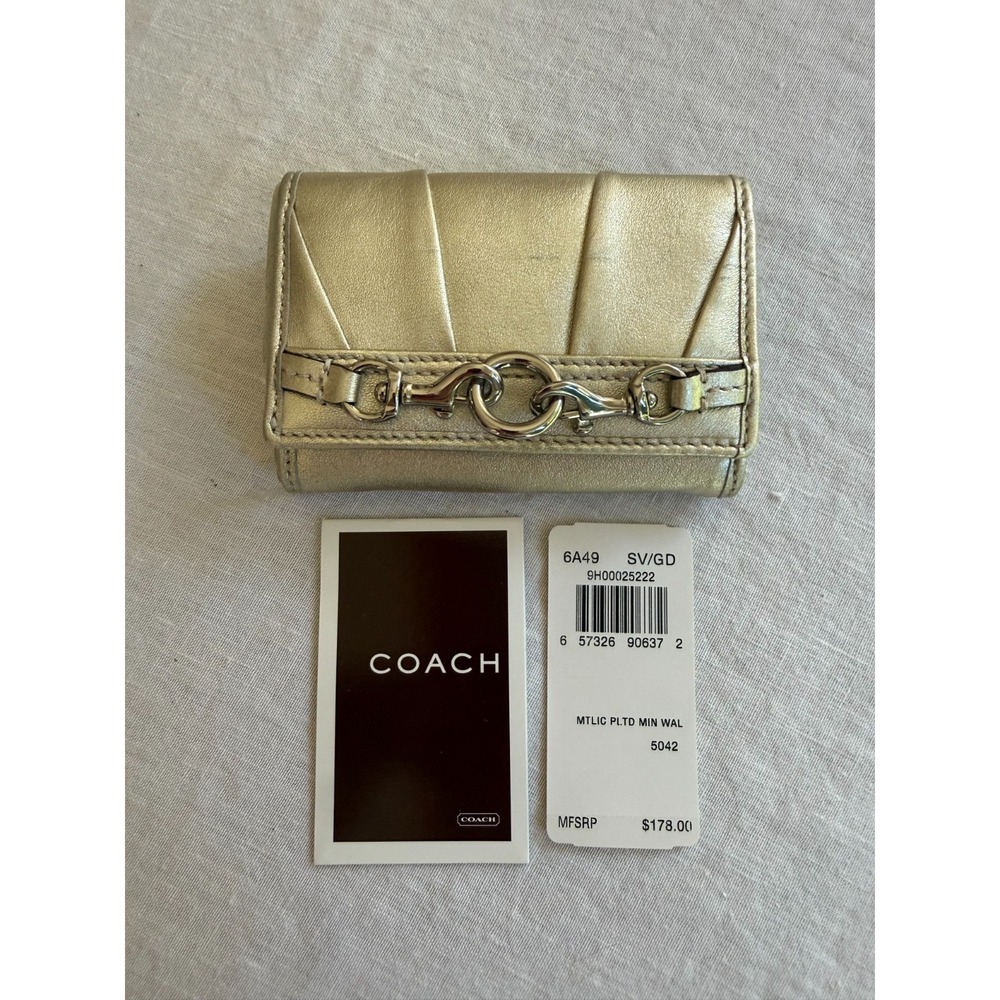 Coach Womens Gold Metallic Plated Minimalist Trifold Wallet Latch Detail